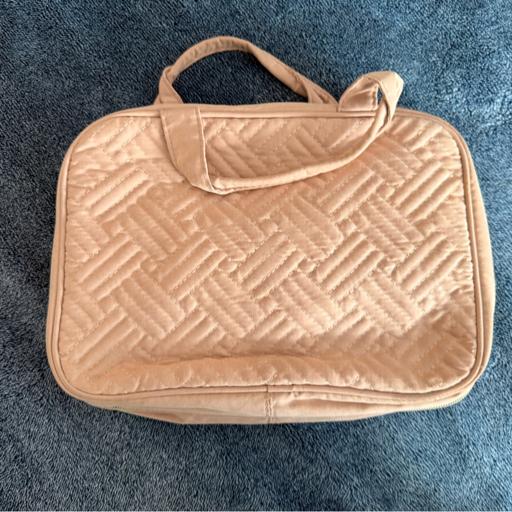 Carrywell Toiletry Bag Travel Bag with Hanging hook 🪝 - Picture 4 of 9